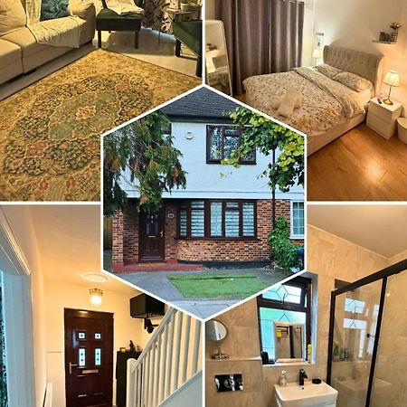 Charming And Cosy London Home, Garden, Parking & Family Fun Mitcham Esterno foto